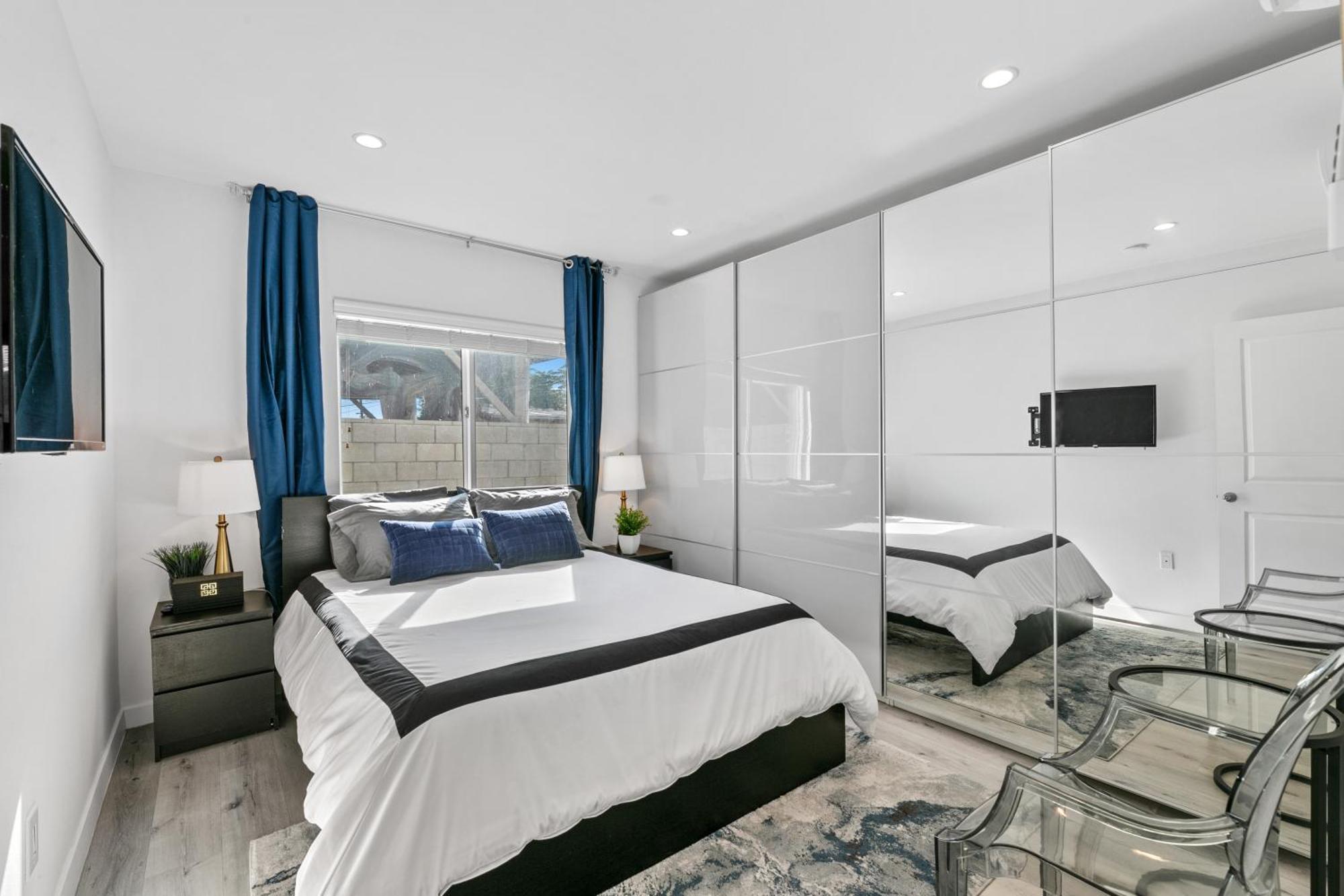 Muirfield Chic City Bungalow With Parking 洛杉矶 外观 照片